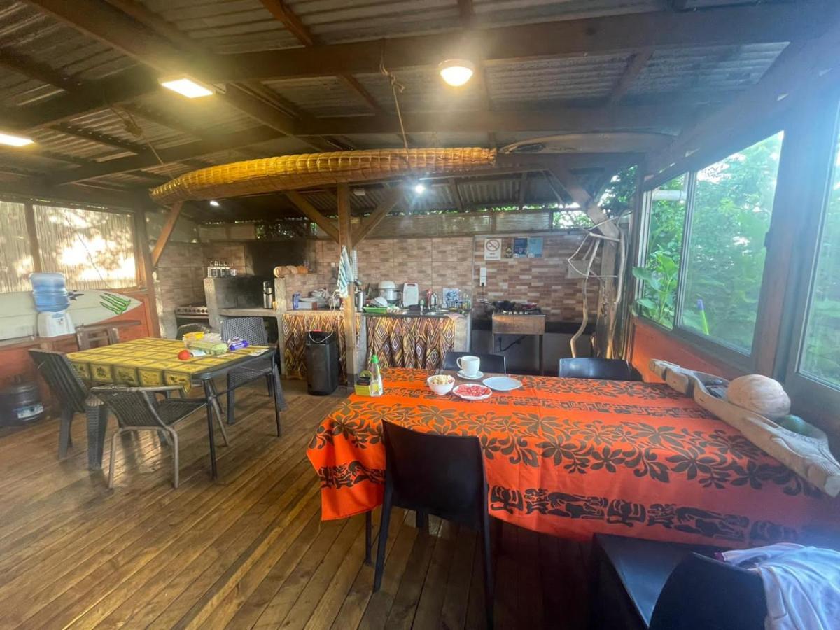 Hostal Vieroto Hanga Roa Luaran gambar